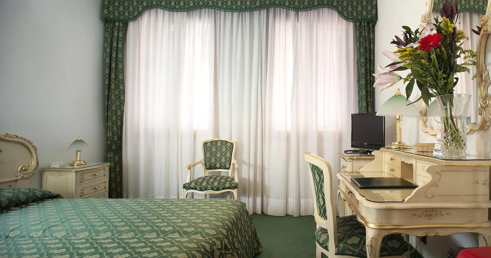 Hotel Commercio & Pellegrino Венеция