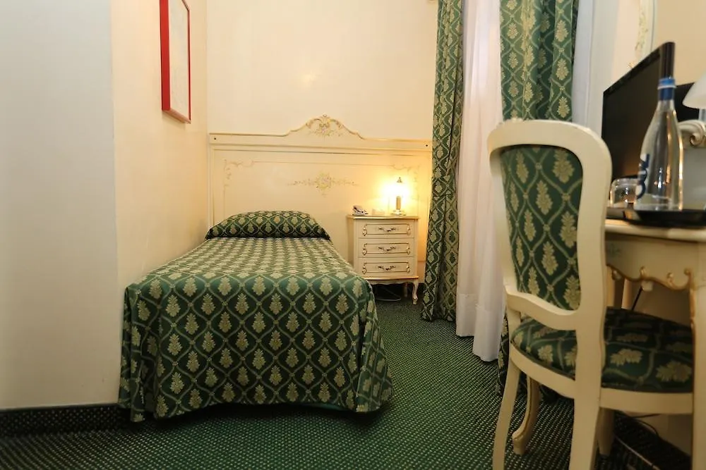 Hotel Commercio & Pellegrino Венеция