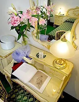 Hotel Commercio & Pellegrino Венеция